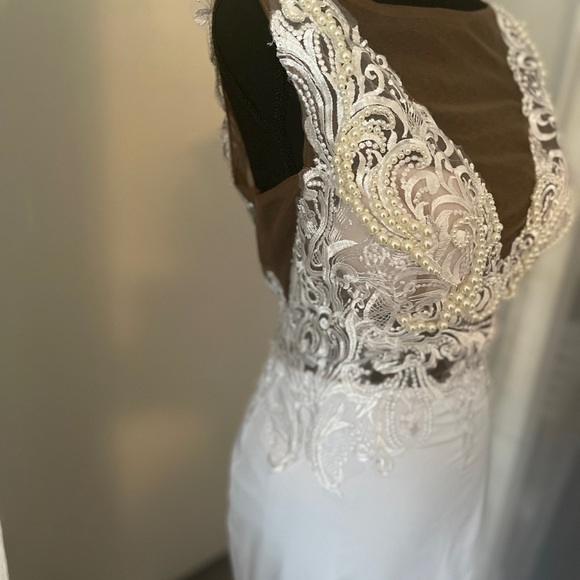 Beaded Illusion Neckline Dress - Picture 5 of 10